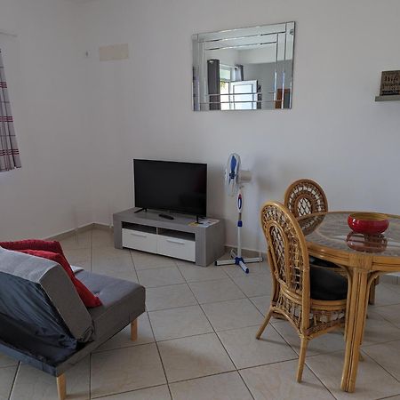 Vila Cabral 1 Bed Apt - Wi-Fi & Air Con Included Sal Rei Luaran gambar