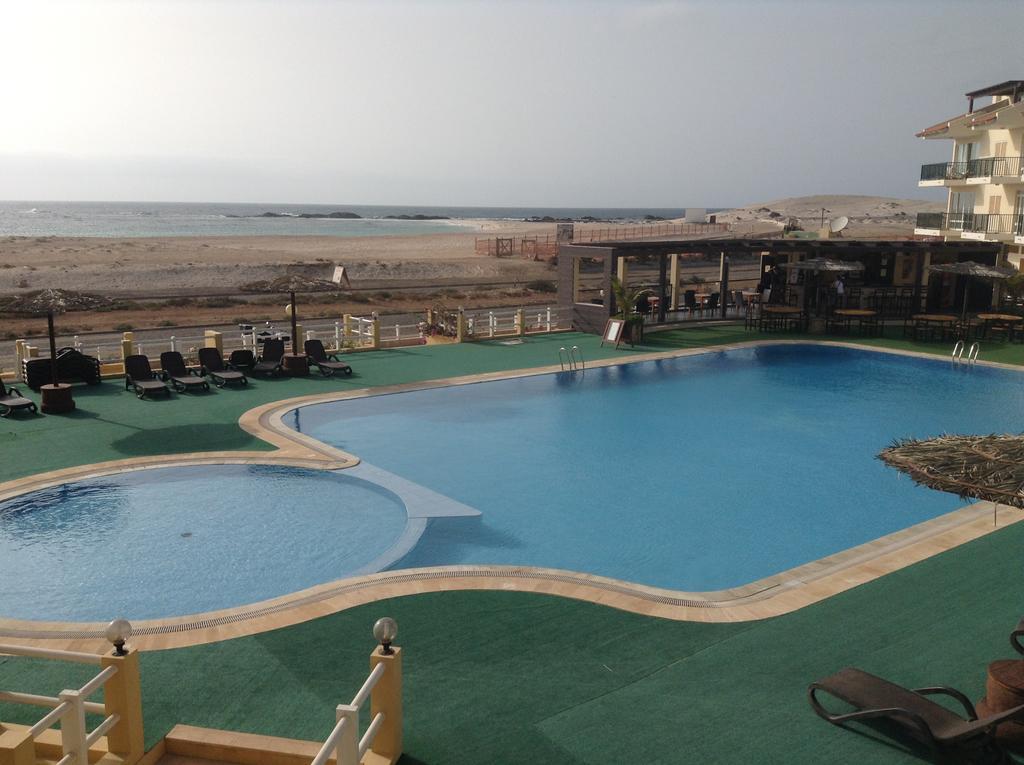 Vila Cabral 1 Bed Apt - Wi-Fi & Air Con Included Sal Rei Luaran gambar